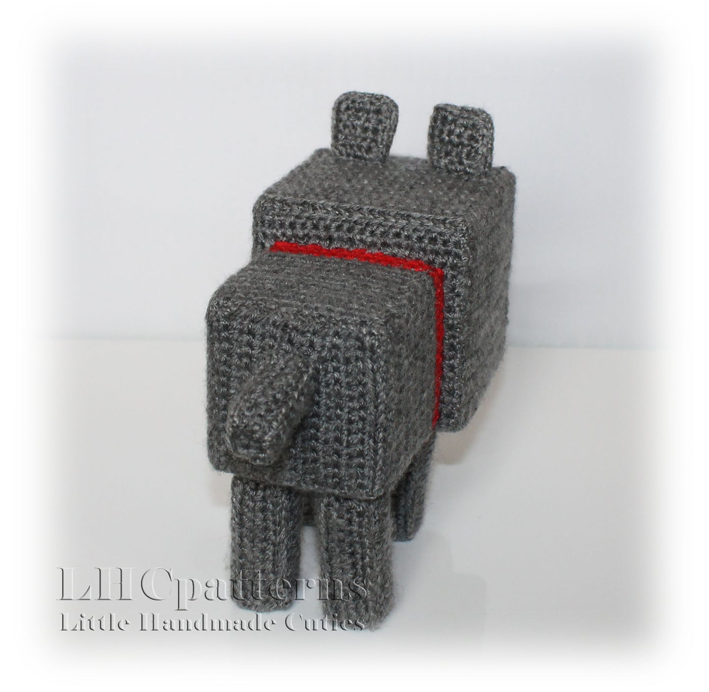 CROCHET PATTERN: Blocky Wolf