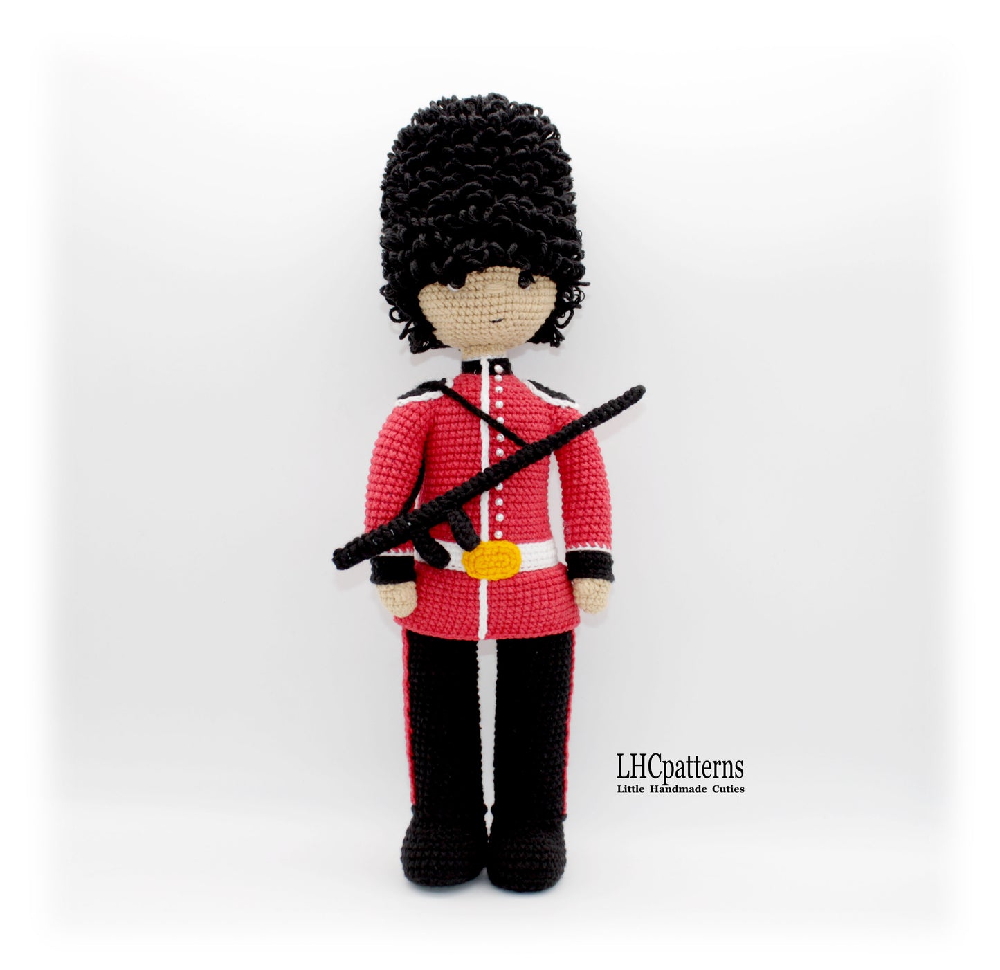 Crochet Pattern: Royal Soldier Doll, King Guard, Queen Guard, Military Man Soft Toy, Army Man, Army Boy, Warrior (English)