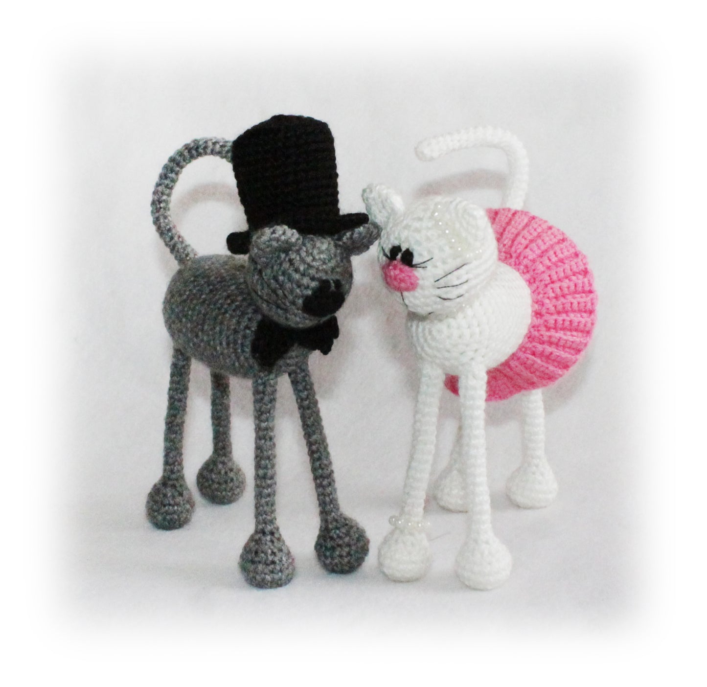 CROCHET PATTERN: Casper and Katy Cats