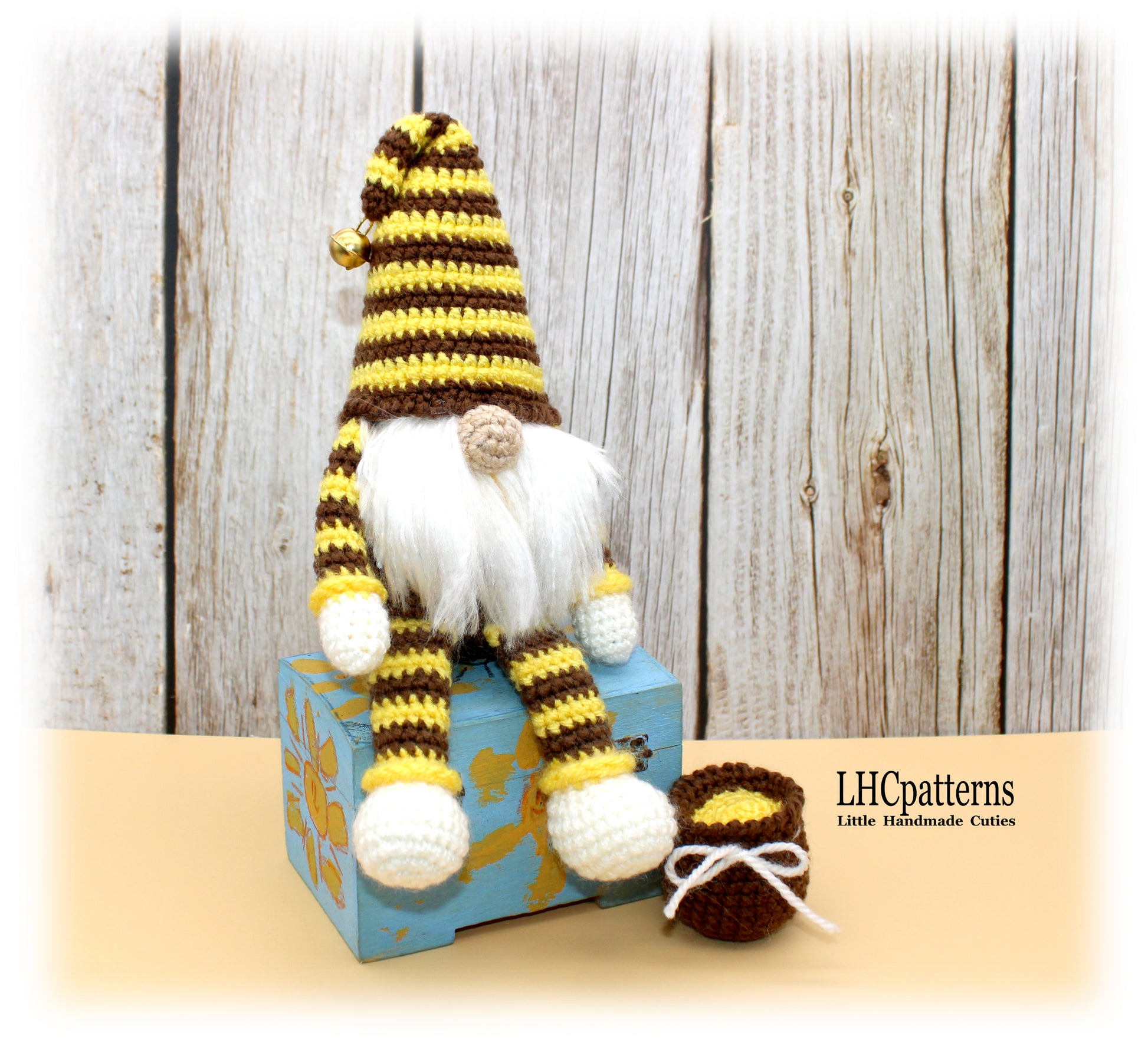 Bee Gnome Crochet Pattern