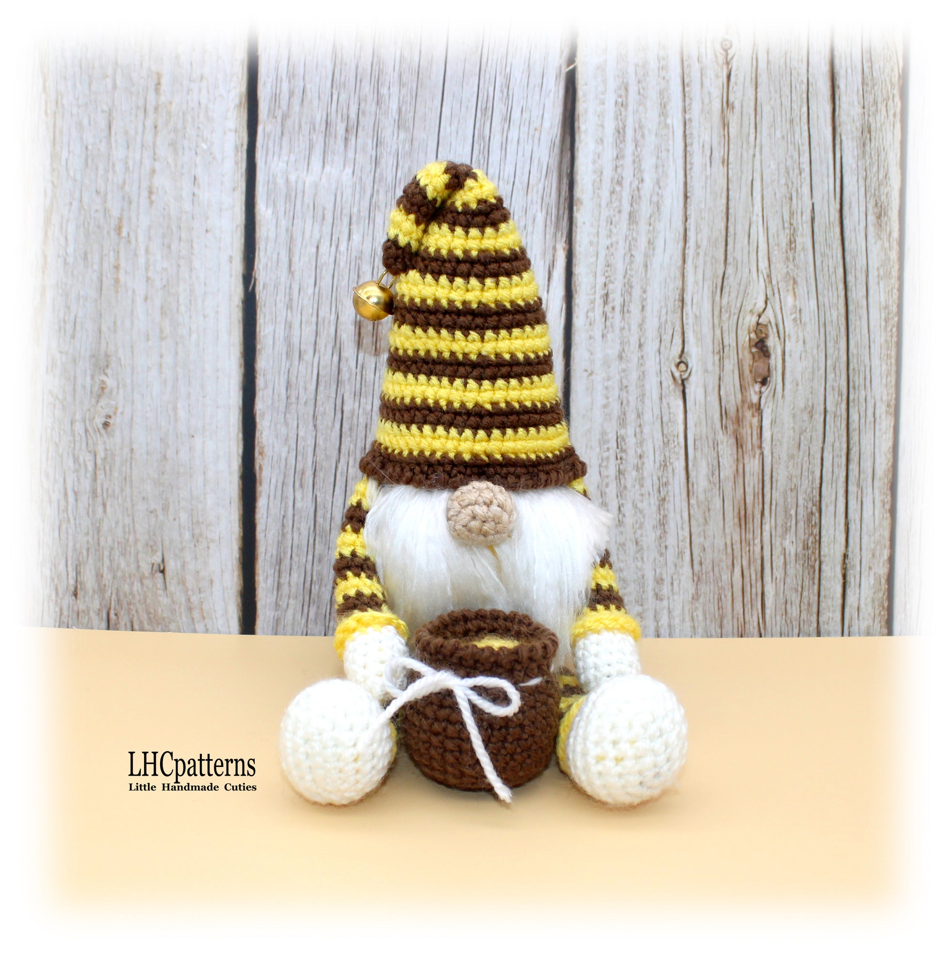 Bee Gnome Crochet Pattern