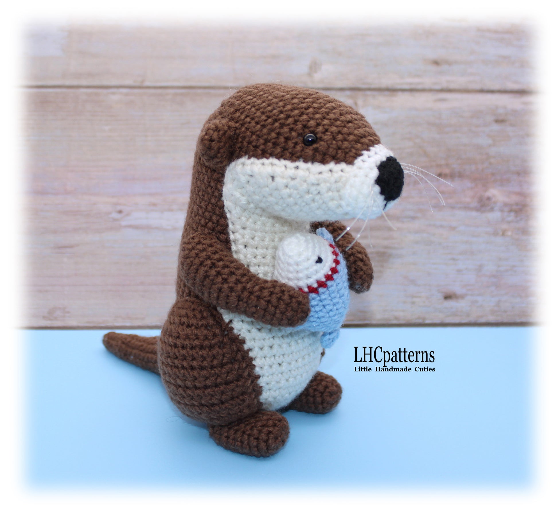 Crochet Otter with Fish